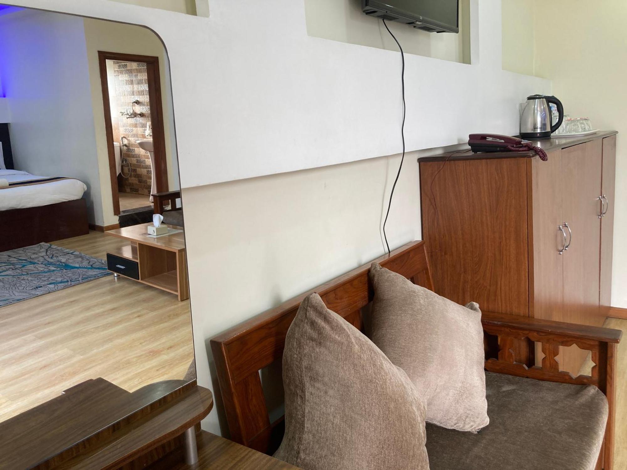 Dream Palace Resort Kathmandu Ngoại thất bức ảnh